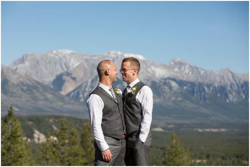 Banff_same_sex_wedding_photographer041