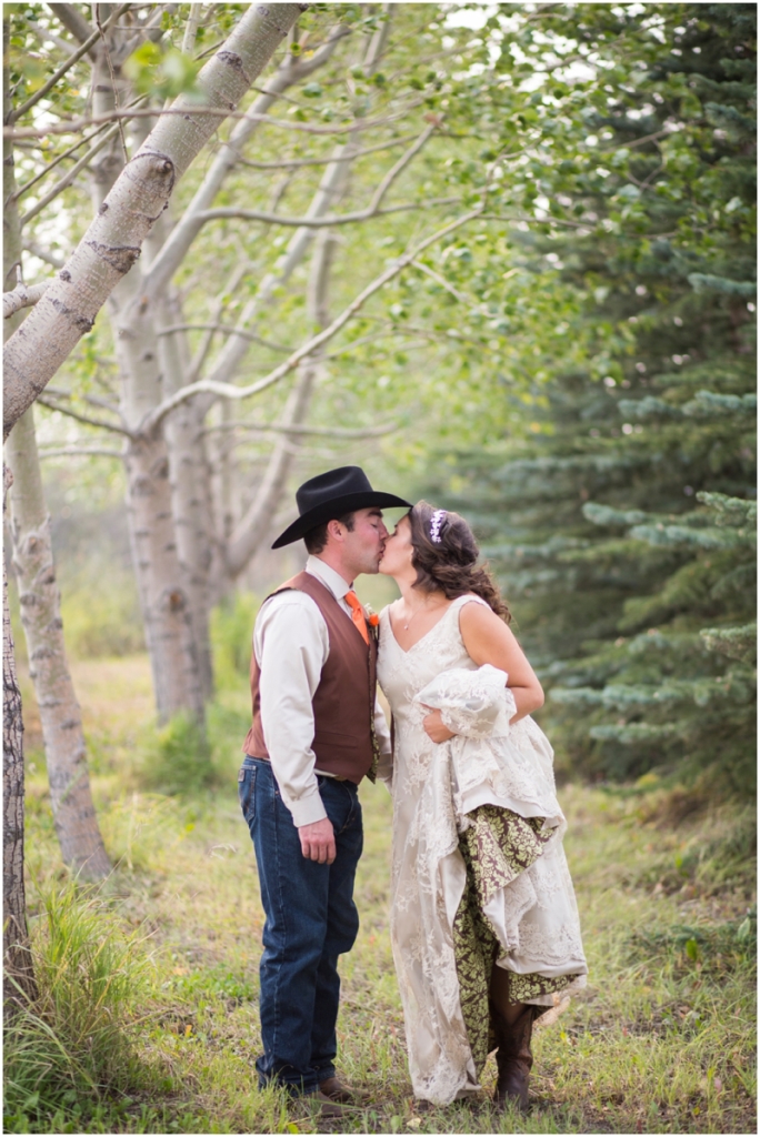 calgary_canmore_cochrane_emeraldlake_wedding_photographer034