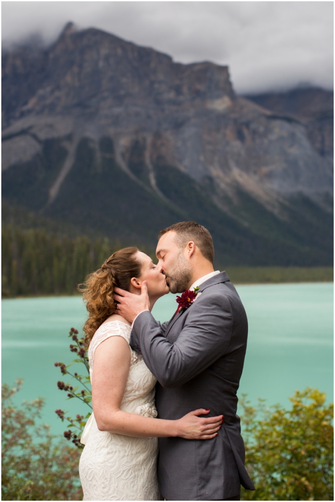 calgary_canmore_cochrane_emeraldlake_wedding_photographer035