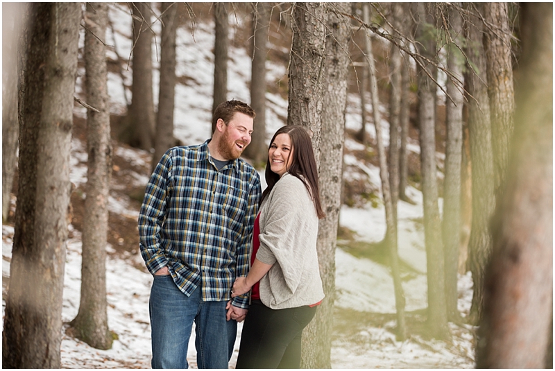 Caron & Chris {engaged!} – 3 dogs, the mountains and a beautiful couple