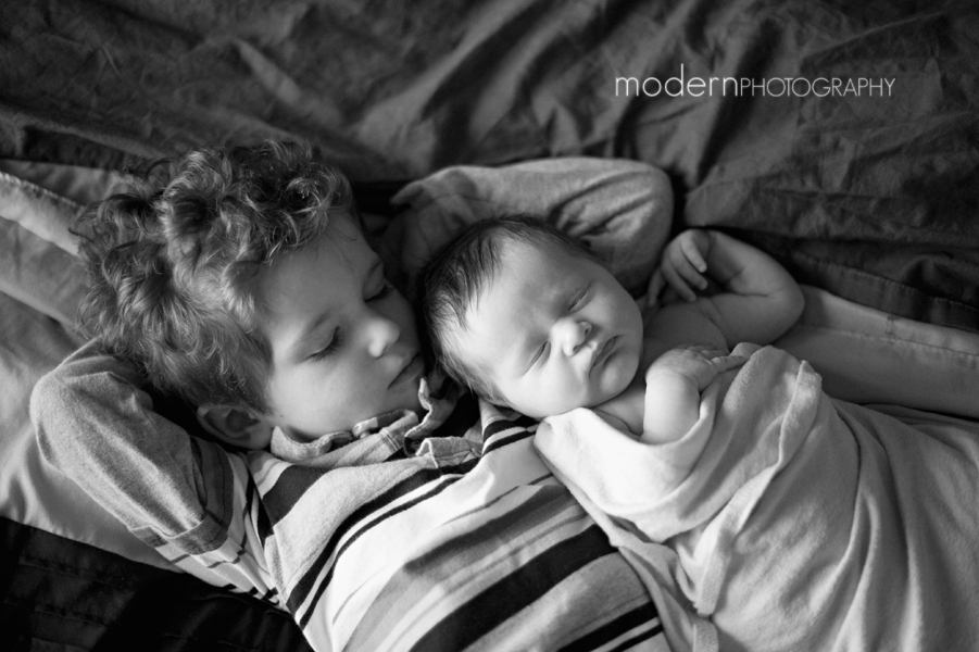 Welcome Baby A! {Calgary newborn photographer}