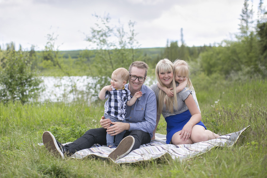 Summer time family fun! {Calgary Family Photographer}