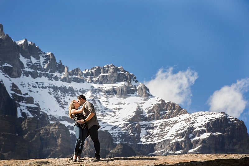 Karolyn & Joey {engaged!} | Moraine Lake Engagement Session