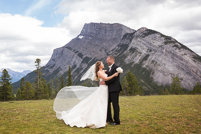 Jennifer and Gerrit {married!} | a tunnel mountain and banff springs wedding