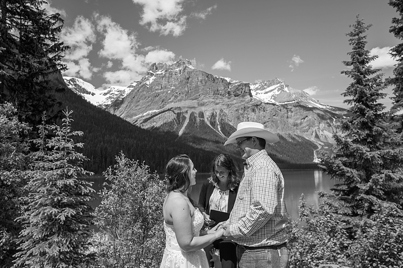 emerald lake lodge elopement